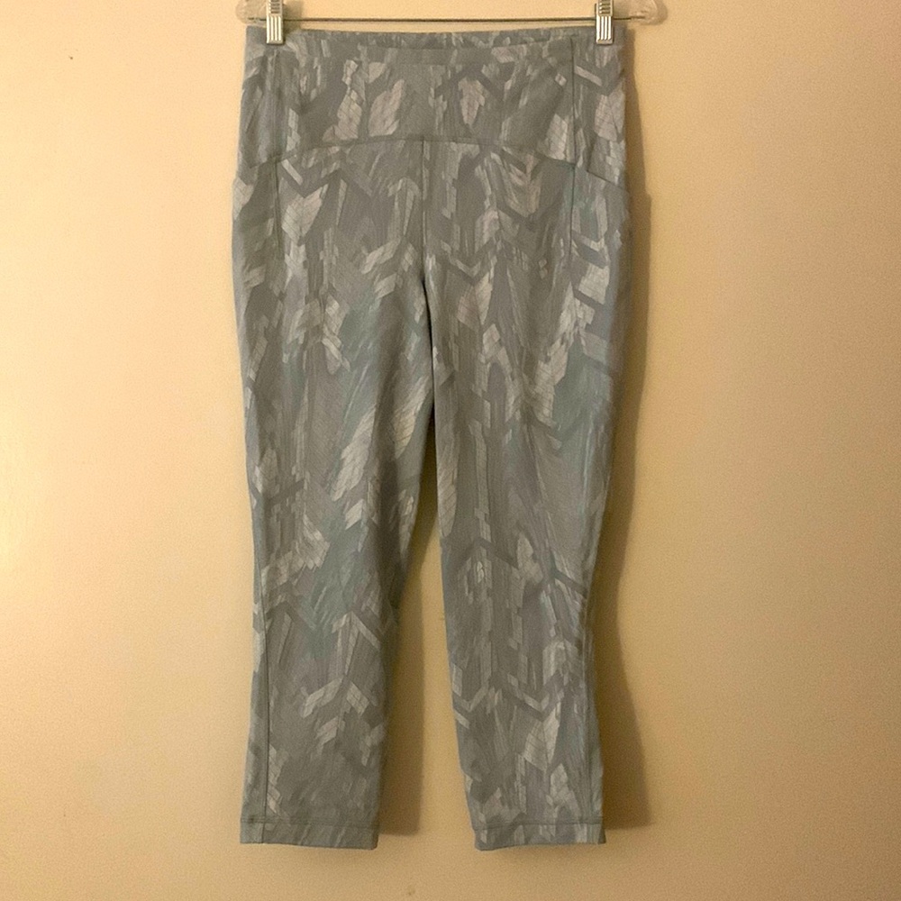 Lululemon Size 10 Leggings Green Pattern Excellent Condition Side Pockets